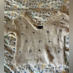 V neck star sweater never worn